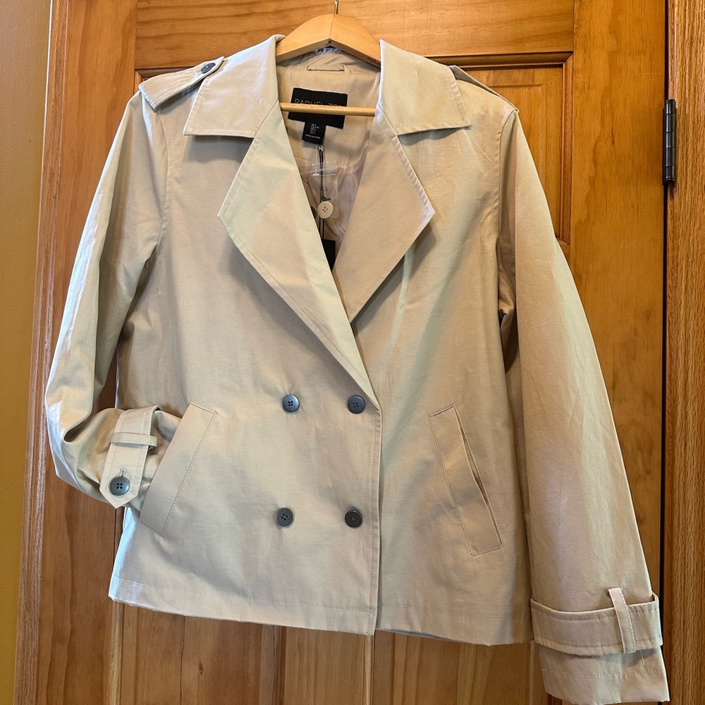 Nic & Zoe short trench coat.